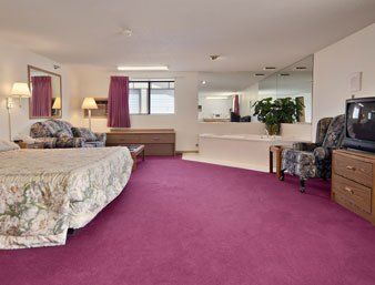 Super 8 By Wyndham Mitchell Motel Room photo